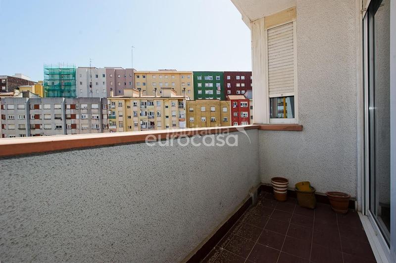 Foto b8baedd4-f786-4fd1-b345-2eaf10335217. Piso reinventa y redescubre tu hogar en Castilla - Hermida Santander