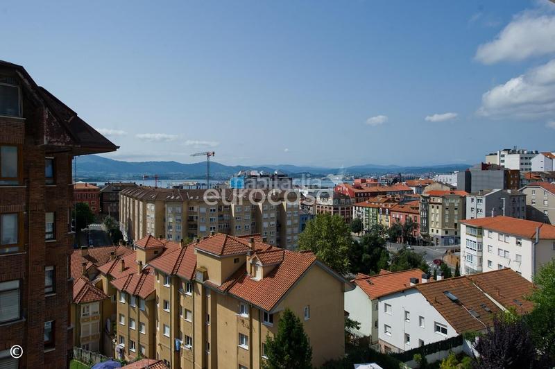 Foto 29782bd9-0dfd-4375-971a-1c5028fce8f3. Piso exclusividad y tranquilidad en el corazón en Santander