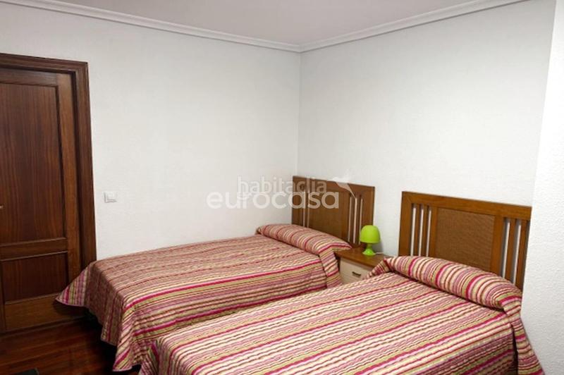 Foto 0b05854c-6399-487c-b7e6-b2523f074548. Location appartement avec chauffage dans Los Castros Santander