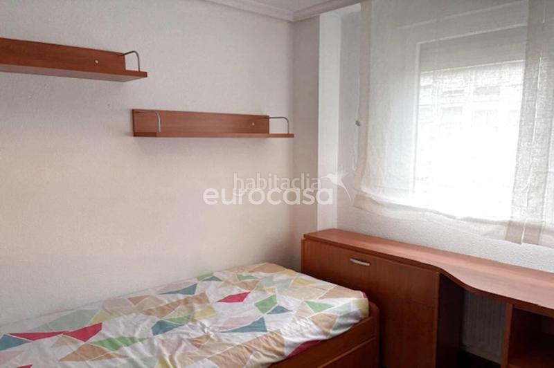 Foto 16219094-a885-44b3-8d33-7256276eb80a. Location appartement avec chauffage dans Los Castros Santander