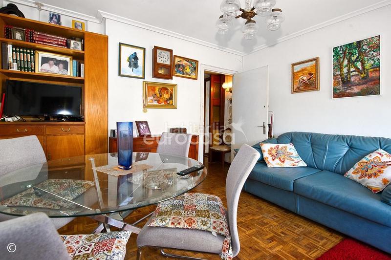 Foto f46fbb2c-1568-4292-97c2-88b6de9054f1. Appartamento con riscaldamento parcheggio in Puerto Chico Santander