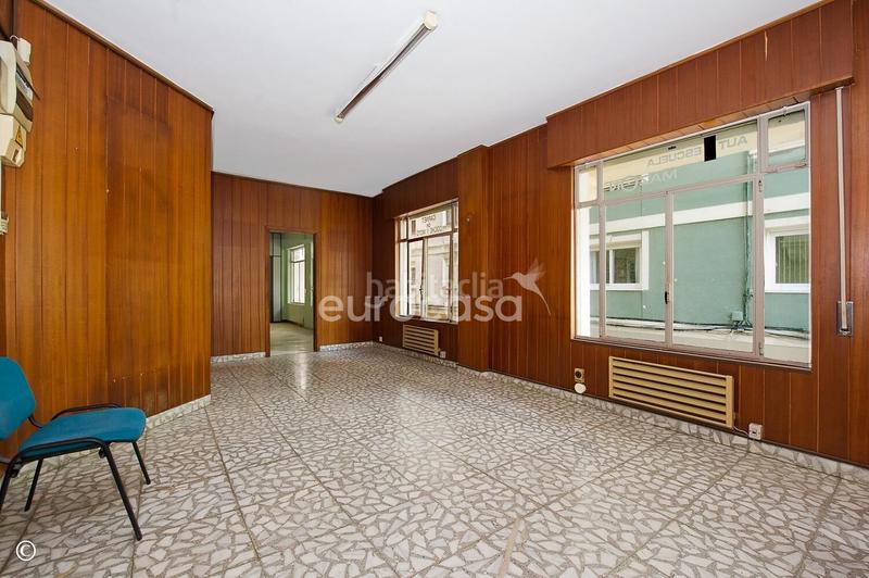 Foto 46dce84c-24ae-4ef3-ba55-62528f43f889. Geschäftsraum in Puerto Chico Santander