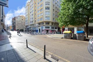 Local Comercial  Calle santa lucía. En la mejor ubicación