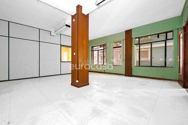 Foto b4c80151-4c87-4747-947c-fe4b15f747cf. Geschäftsraum in Puerto Chico Santander