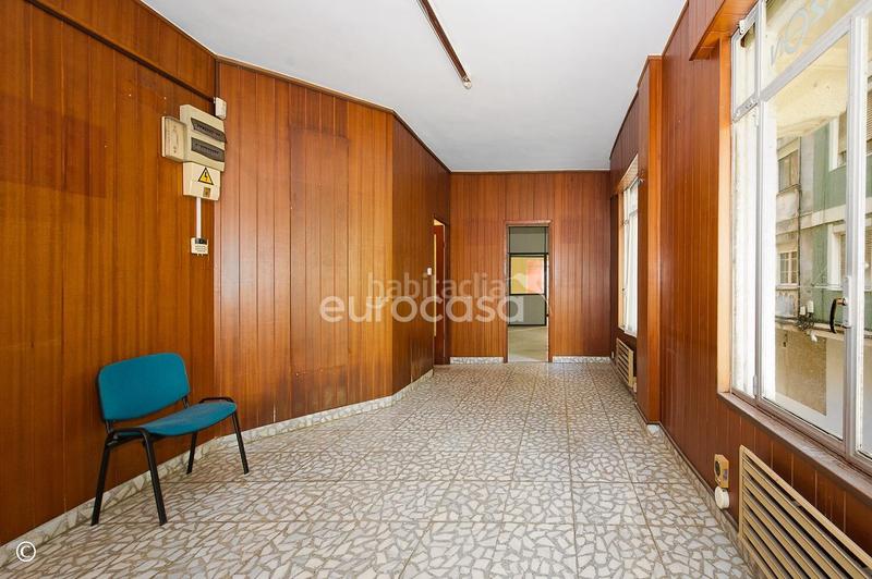 Foto b59e3881-4b76-45e8-bb4b-67f82104f349. Geschäftsraum in Puerto Chico Santander