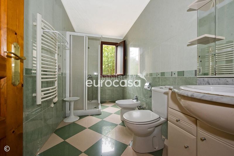 Foto c45914bd-bf1a-49d4-8cea-3e734a7dda5c. Casa amb aparcament a Cillorigo de Liébana