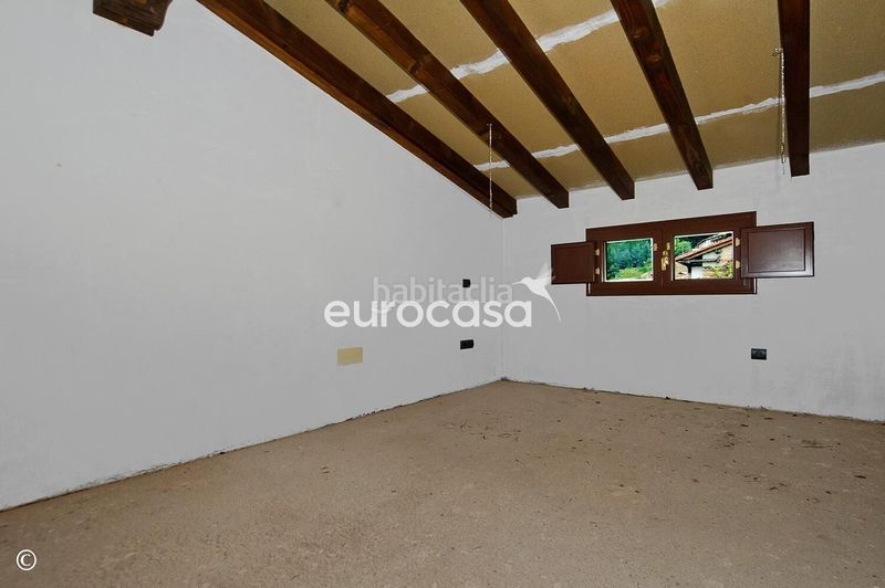 Foto d96f67d2-dd25-426d-9790-8cac733ed223. Casa amb aparcament a Cillorigo de Liébana