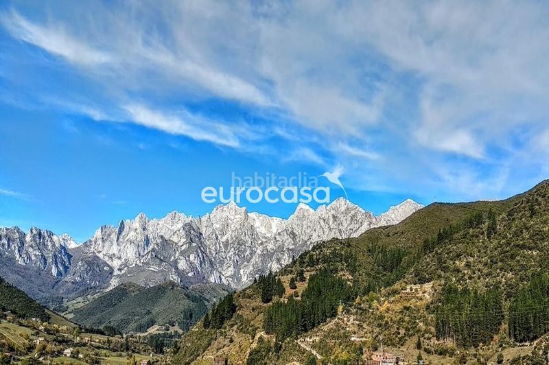 Foto e81481de-2495-49d3-9e3b-5aca88793111. Casa amb aparcament a Cillorigo de Liébana