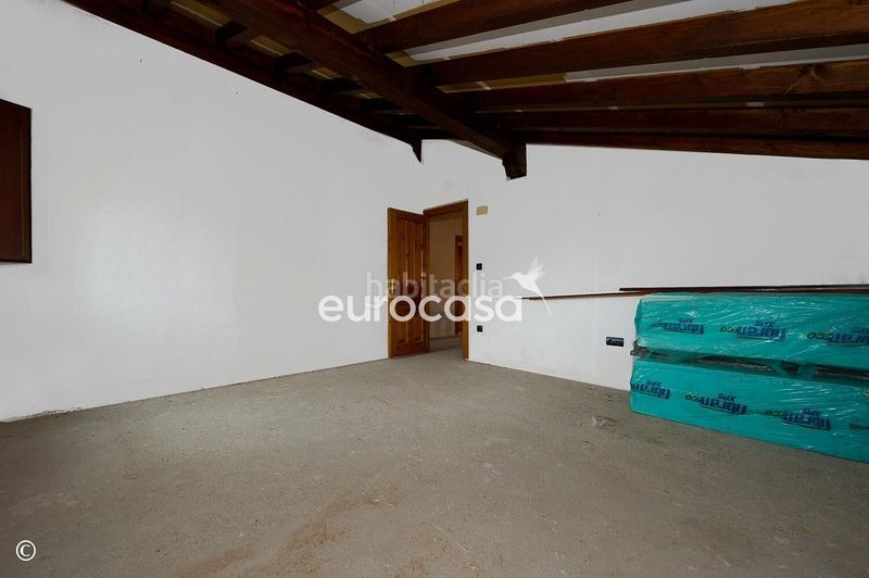 Foto f751b93a-dc4b-4ac3-b87c-37d32e89e45b. Casa amb aparcament a Cillorigo de Liébana
