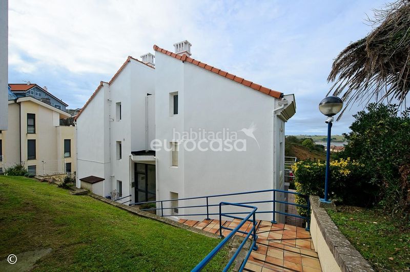 Foto f7563243-7d86-4c75-8b60-0e0e83170fa5. Pis amb calefacció aparcament a Mogro Miengo