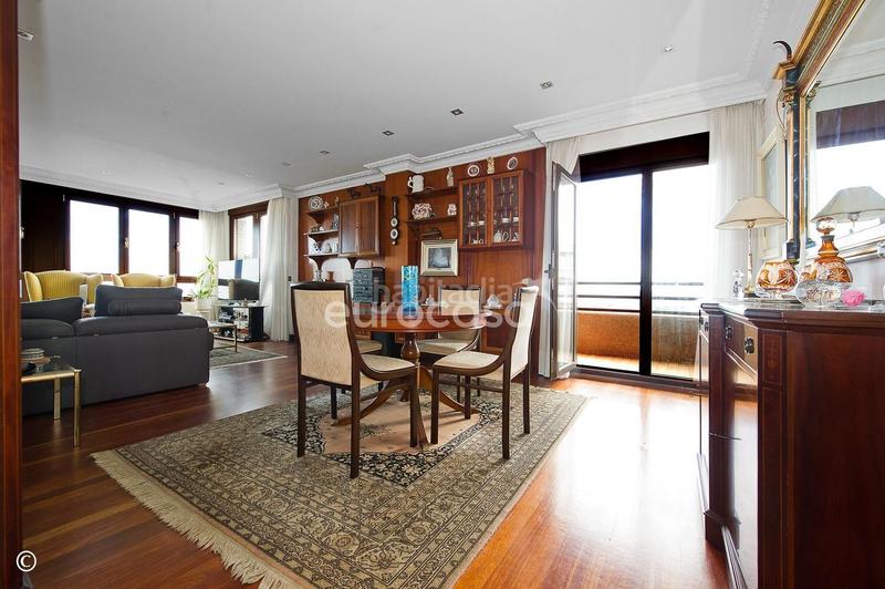 Foto 198c4fbc-a8aa-4fbc-968f-5cdae8d64873. Appartement avec chauffage parking dans El Sardinero Santander