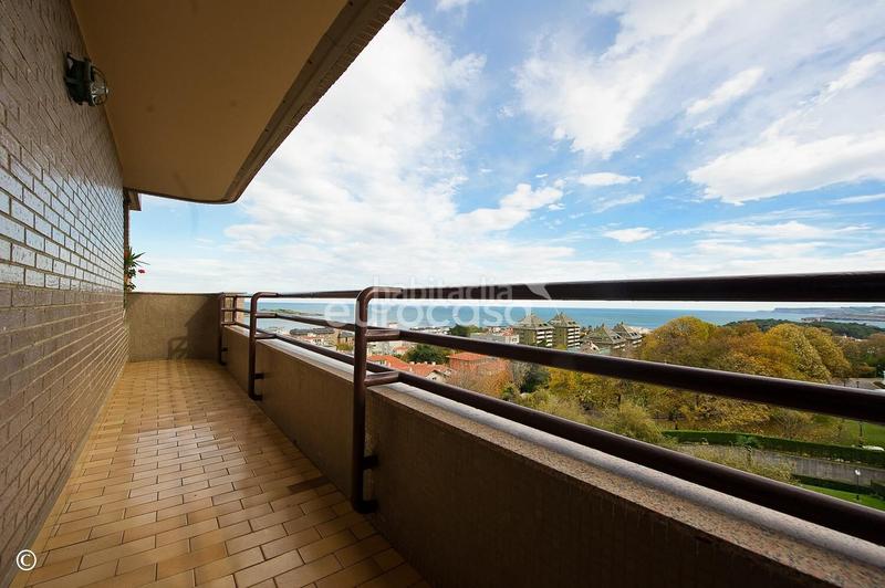 Foto fc7553d3-692c-4104-80a5-643bae1b11bc. Appartement avec chauffage parking dans El Sardinero Santander