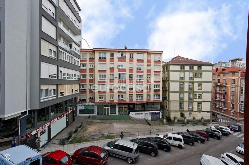 Foto 59119e3b-b323-4498-84e8-7daeee255560. Pis amb calefacció a Numancia - San Fernando Santander