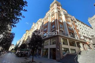 Miete Büro  Calle santa clara. El lugar ideal para trabajar en el centro de santander