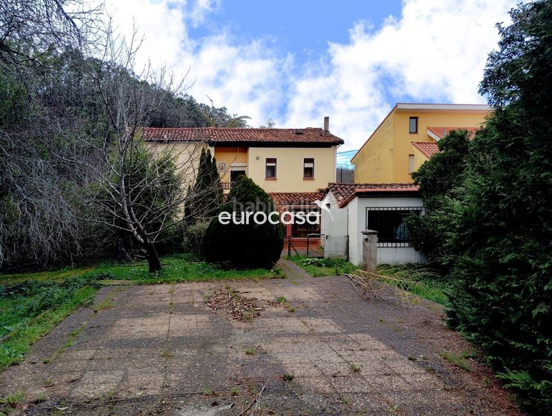 Foto 9157c9f6-c538-44f8-bc38-9e9bedec9b53. Casa amb calefacció a Castañeda