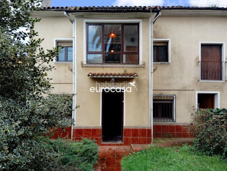Foto bcfd5650-2734-4793-b9d5-0dfbcc79b947. Casa amb calefacció a Castañeda