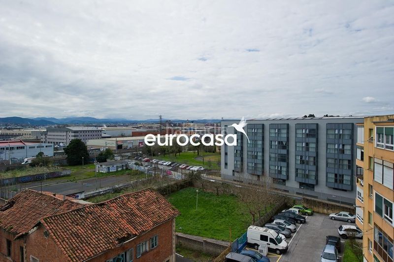 Foto 12207d42-6fbf-4683-9a64-4d7a5676e7fb. Pis amb calefacció a Peñacastillo - Nueva Montaña Santander