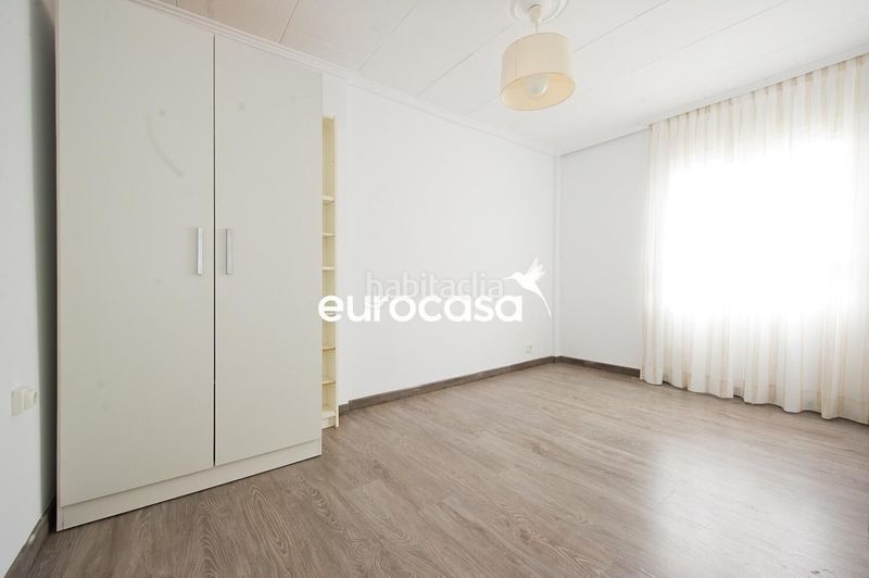 Foto c09dc9fc-9272-46aa-ad3e-74570ee25654. Pis amb calefacció a Peñacastillo - Nueva Montaña Santander