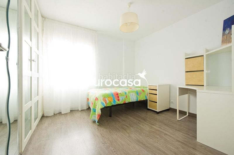 Foto df535aa9-1fae-4b24-b0fb-4ba002a1f50f. Pis amb calefacció a Peñacastillo - Nueva Montaña Santander