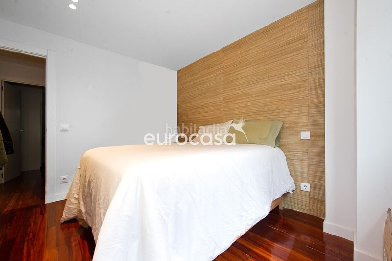 Foto 2b160ced-6251-4dcc-8adf-23bfb2a5d7cd. Pis amb calefacció aparcament a Centro - Ayuntamiento Santander