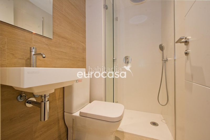 Foto 5ddca165-856c-4f30-94e4-647e88fc513b. Pis amb calefacció aparcament a Centro - Ayuntamiento Santander