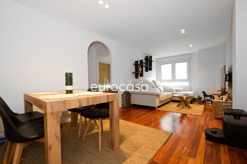 Foto 9740e5b4-a654-4398-ae1a-e80c2ab8ffad. Pis amb calefacció aparcament a Centro - Ayuntamiento Santander