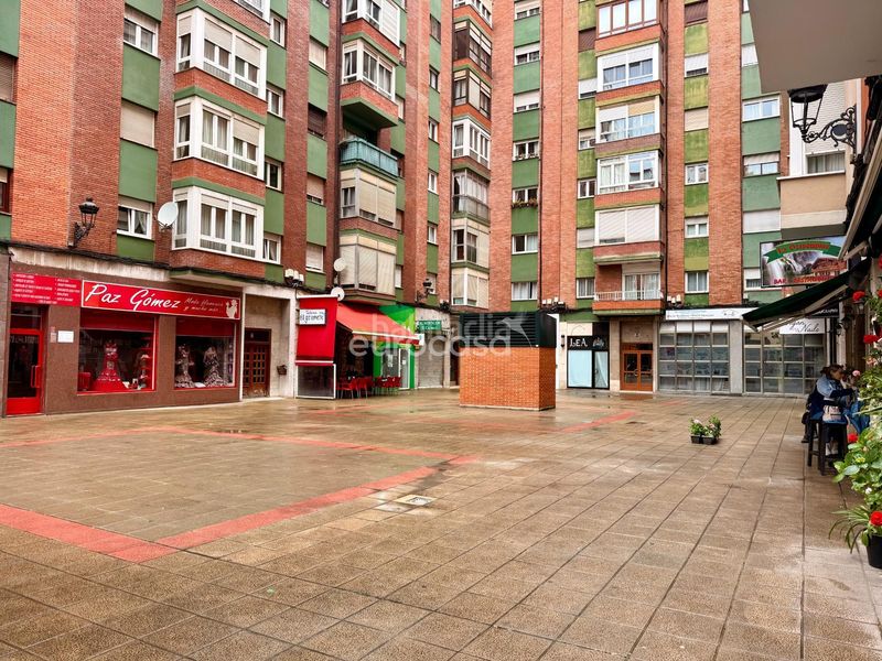 Foto e049fbc1-0dbc-458a-b34a-838ea53df59a. Pis a Cuatro Caminos Santander