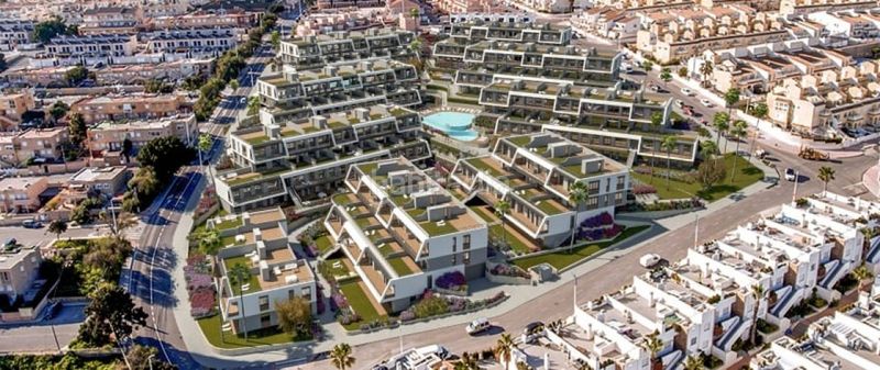 Foto eae89457-06ff-4609-b215-2d5a06e34625. Apartament amb aparcament piscina a Monte y Mar Santa Pola