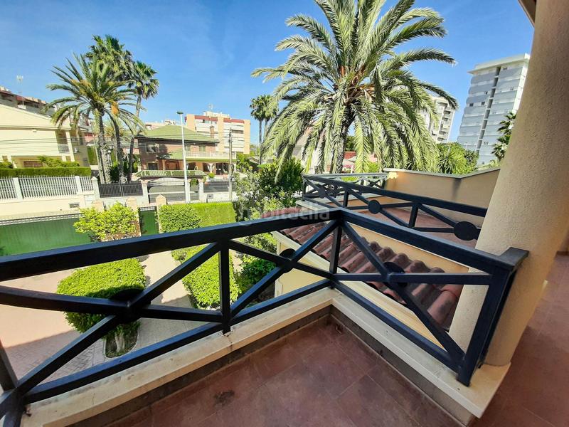 Foto 1bcb6513-9c5b-41ac-a959-3b2760e69880. Chalet avec chauffage parking dans Ciutat Jardí - Torreta Verdí Elche / Elx