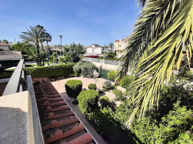 Foto cb7ea90d-9c7e-4ca5-8abc-56987a80891b. Chalet avec chauffage parking dans Ciutat Jardí - Torreta Verdí Elche / Elx