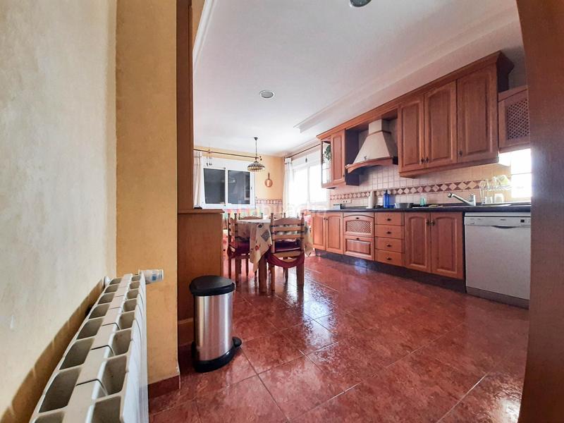 Foto de9ab941-fb52-4d31-963a-8572f075c615. Chalet avec chauffage parking dans Ciutat Jardí - Torreta Verdí Elche / Elx