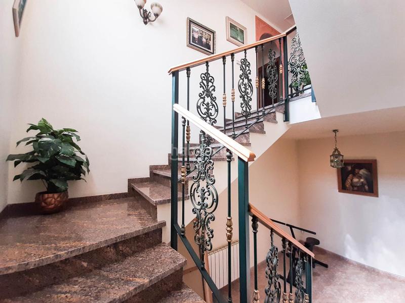 Foto f4596249-459a-4731-aee7-9851a0c67d18. Chalet avec chauffage parking dans Ciutat Jardí - Torreta Verdí Elche / Elx