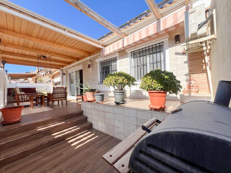 Foto 0adeb3e5-96e6-4657-8c80-6d2b357edc13. Chalet con riscaldamento parcheggio piscina in Monte y Mar Santa Pola