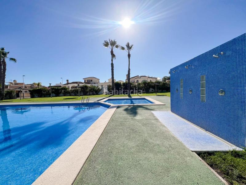 Foto ee4b365a-72f8-4959-a814-b295c89d8775. Chalet con riscaldamento parcheggio piscina in Monte y Mar Santa Pola