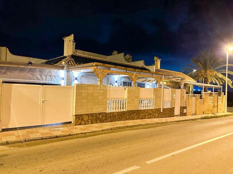 Foto fdd86808-4a99-4505-a8b1-5c6be374fd68. Chalet con riscaldamento parcheggio piscina in Monte y Mar Santa Pola