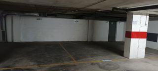 Aparcament cotxe  Avenida santiago bernabeu. La mejor plaza de garaje en el varadero