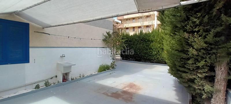 Foto 2cbe4ed3-c176-4dc9-8177-9cb35d461306. Casa a avenida albacete 117 a Gran Playa Santa Pola