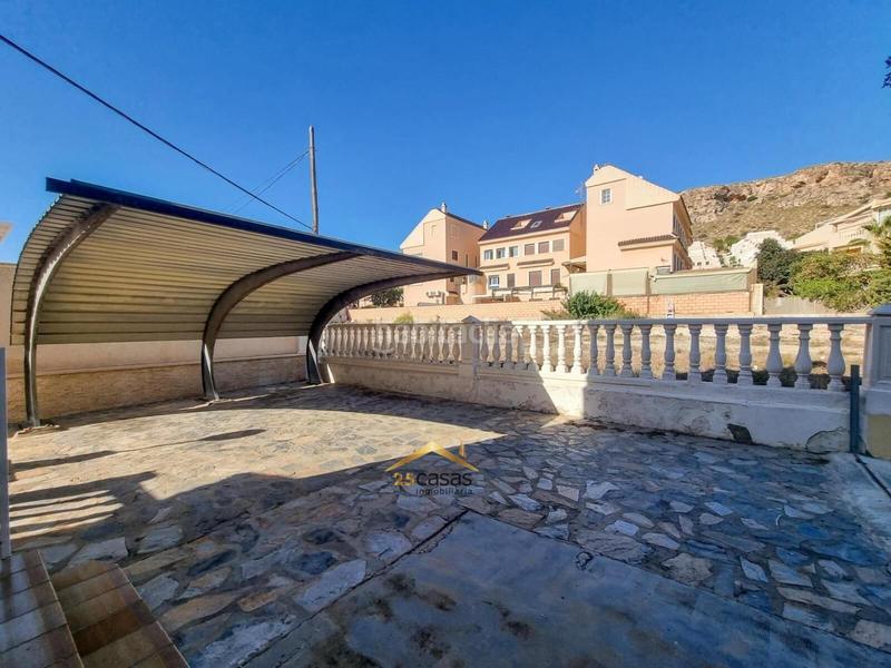 Foto 4fd9ef51-9f7a-43ec-bb8d-2b6afdabbf88. Doppelhaus mit heizung parking in Noroeste Santa Pola