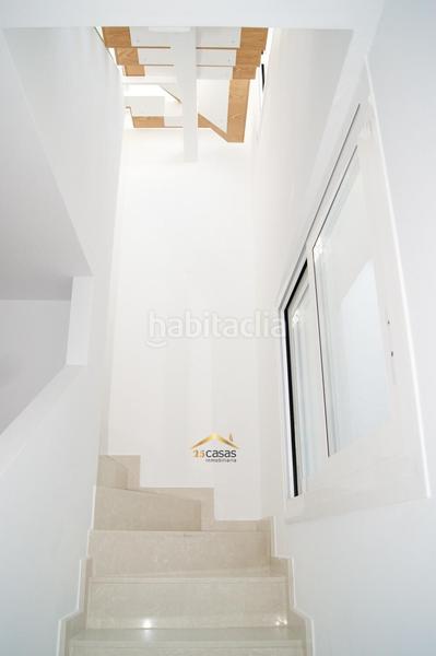 Foto 455b2e33-9913-42ca-af6e-e7e75a7ab413. Casa con riscaldamento parcheggio piscina in Monte y Mar Santa Pola