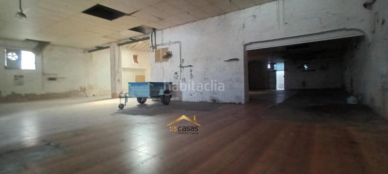 Foto c79db308-24e5-48e8-bca9-2527da854d97. Capannone industriale in Pinoso