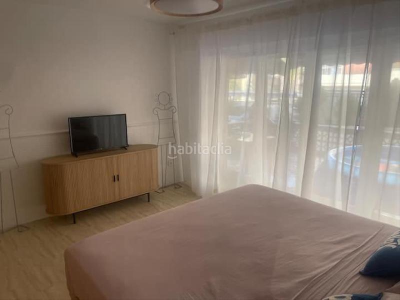 Foto ee3f3cec-5805-479d-8b7d-e80286de867e. Piccolo appartamento con riscaldamento parcheggio piscina in Elche / Elx