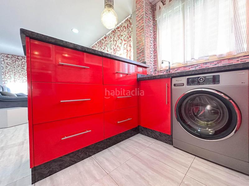 Foto c6cb1d85-6911-42bc-89aa-2186ec1843e8. Apartament a calle castellon 12 a Centro Santa Pola