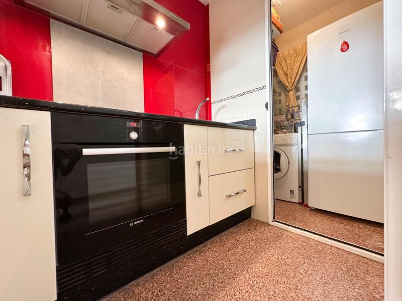 Foto 22196427-0bb9-4df5-bd29-017225659274. Apartamento en calle malaga 13 si si si... es para ti en Elche / Elx