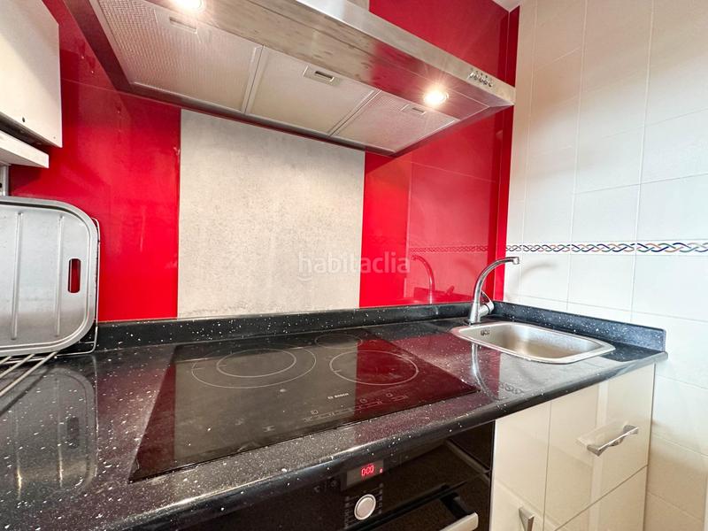 Foto 764f245b-10a4-49a4-b5ca-5dcb51388536. Apartamento en calle malaga 13 si si si... es para ti en Elche / Elx