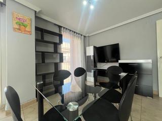 Apartamento  Calle santa isabel 30. A un paso de todo