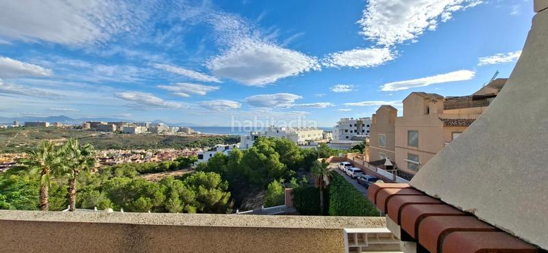 Foto ba2ebeb2-a54e-4e6e-96fd-dd72b87d6b3a. House in calle canarias 10 bl in Monte y Mar Santa Pola