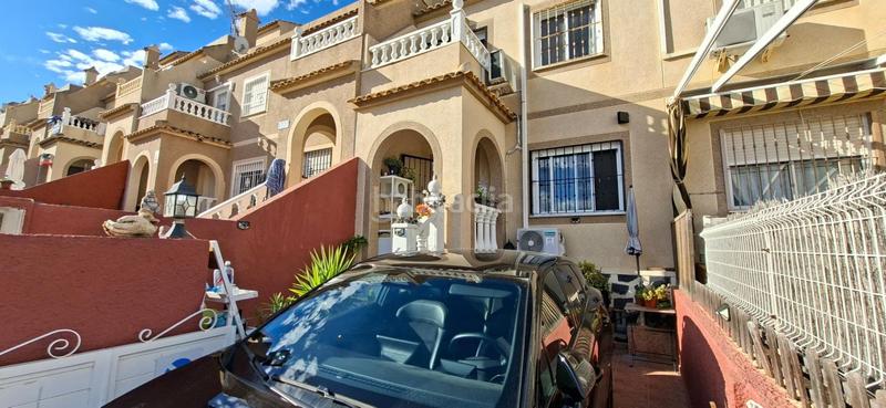 Foto ccd64078-557b-4c24-9d43-88a87a63ec1e. House in calle canarias 10 bl in Monte y Mar Santa Pola