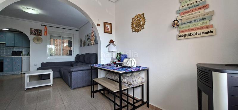 Foto fbe4e8d0-93e2-4c82-9dcc-6c3921da5c1e. House in calle canarias 10 bl in Monte y Mar Santa Pola