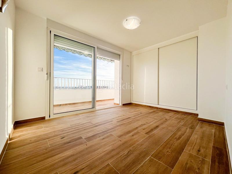 Foto 649ec031-26ad-49a5-bee3-9710e3ba98cb. Appartement dans pasaje granada 1 dans Centro Santa Pola