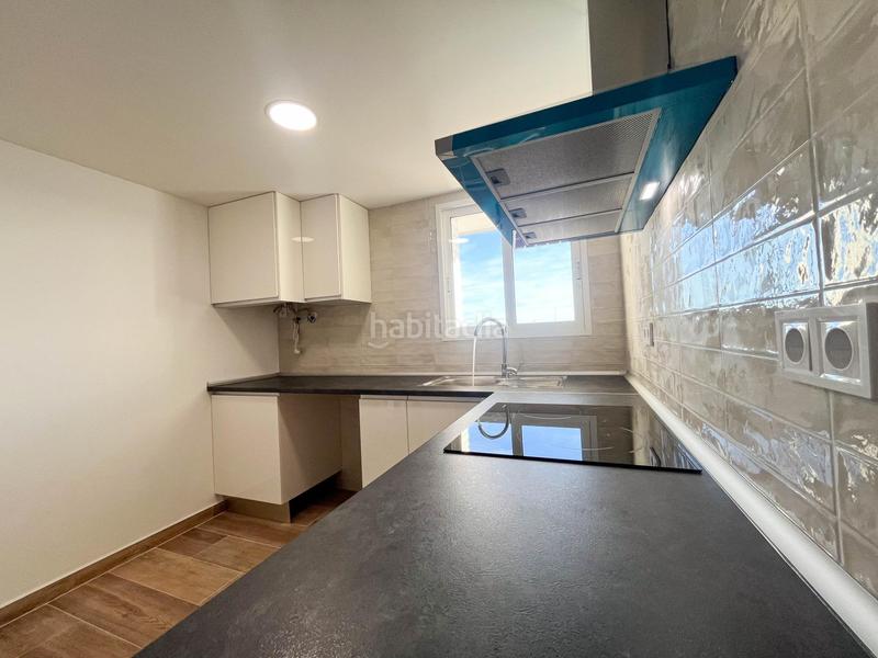 Foto 8eb41be6-2543-4609-8142-3fb2075a6faf. Appartement dans pasaje granada 1 dans Centro Santa Pola